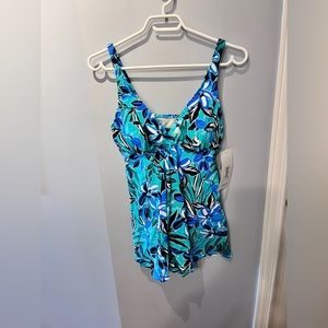 NWT Penbrooke bathinsuit size 10